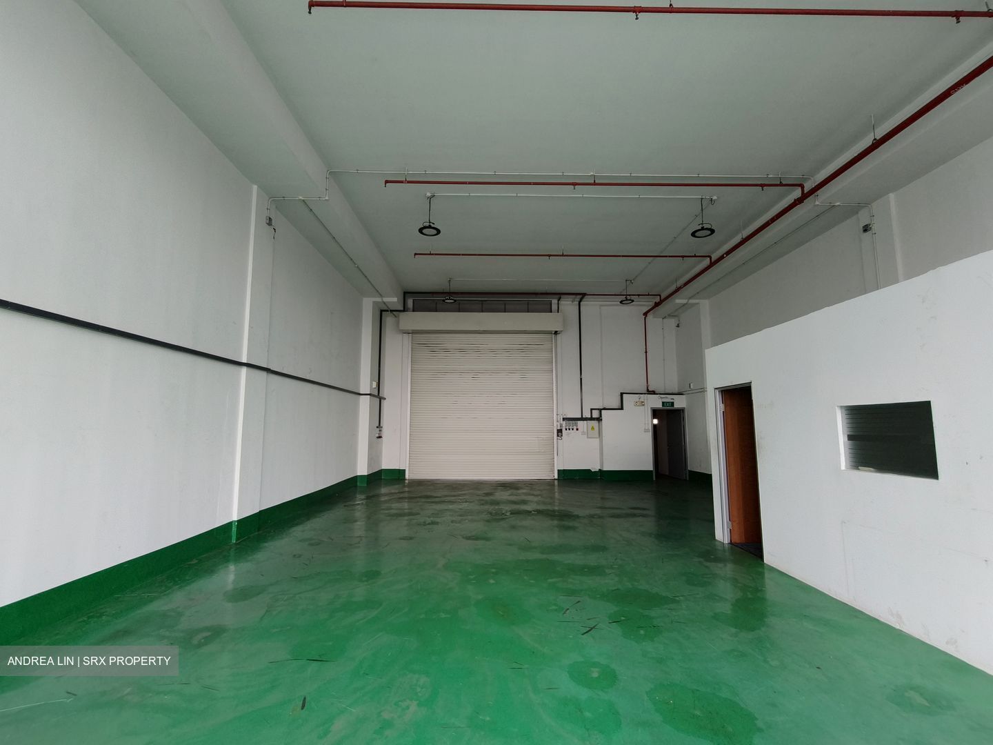 West Connect Building (D22), Factory #553857741